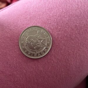 Pokémon vintage pikachu coin from 2000 rare Nintendo